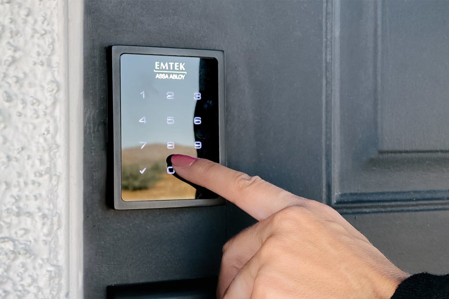 Emtek EMPowered™ Motorized Touchscreen Keypad Deadbolt