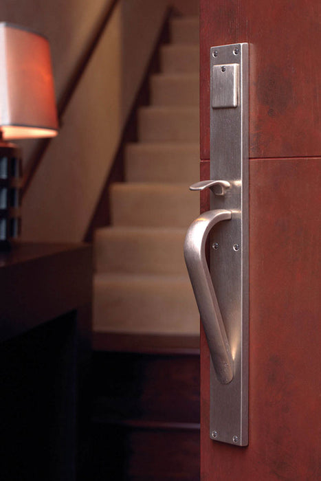 Rocky Mountain Handleset - Metro Entry Set 2-1/4" x 20"