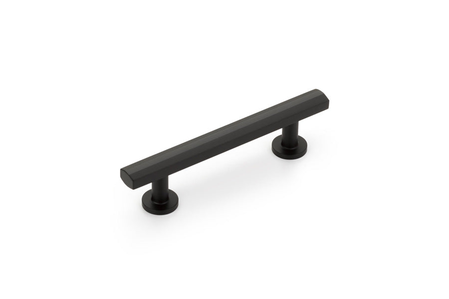 Schaub Heathrow 3-1/2" Center-to-Center Cabinet Pull