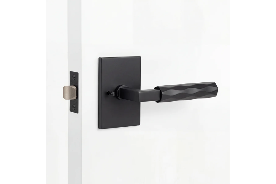 McBowery Hailey Rectangle Door Lever