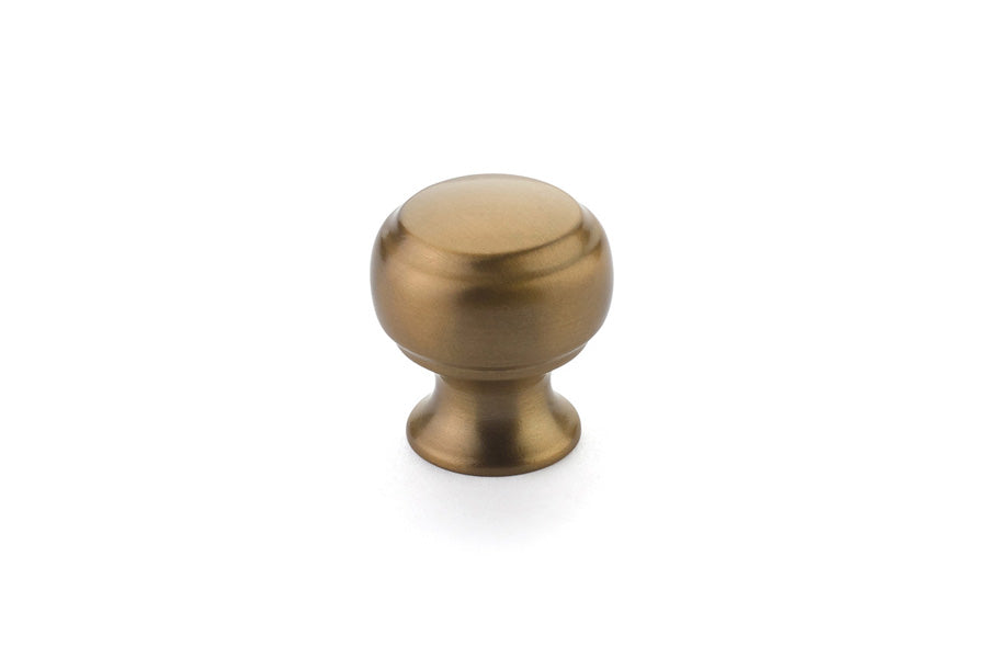 Schaub Cabriole 1-1/8" Diameter Cabinet Knob